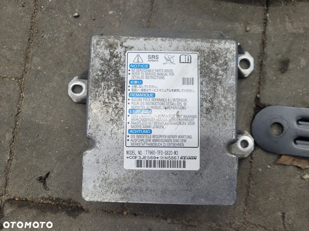 Honda Jazz III 08< przedlift Poduszka kierowcy pasazera pasy sensor europa - 6