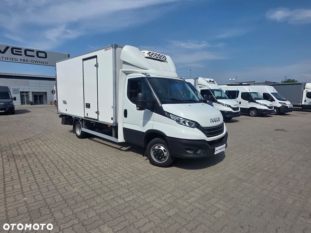 Iveco 50C18 Chłodnia Winda 1000 kg ! Izoterma 8EP Krajowy Wzmocniony Ledy Nawigacja Aktywny Tempomat !