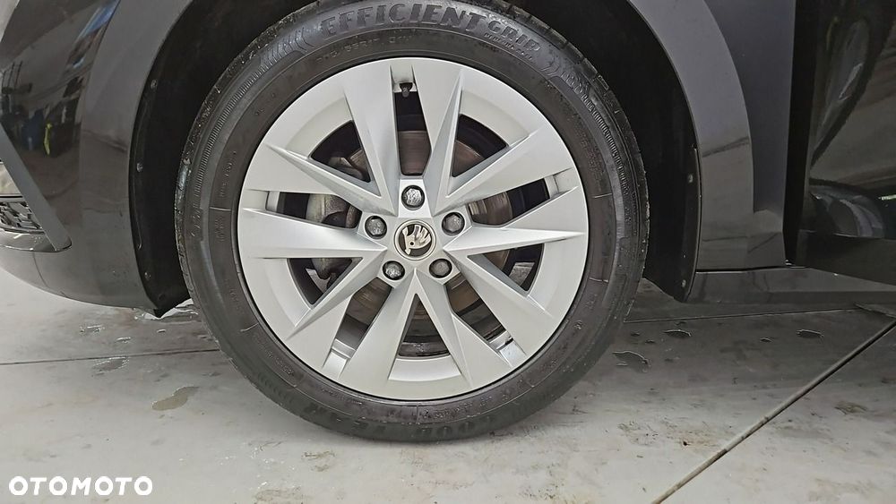 Skoda Octavia 2.0 TDI Ambition - 25