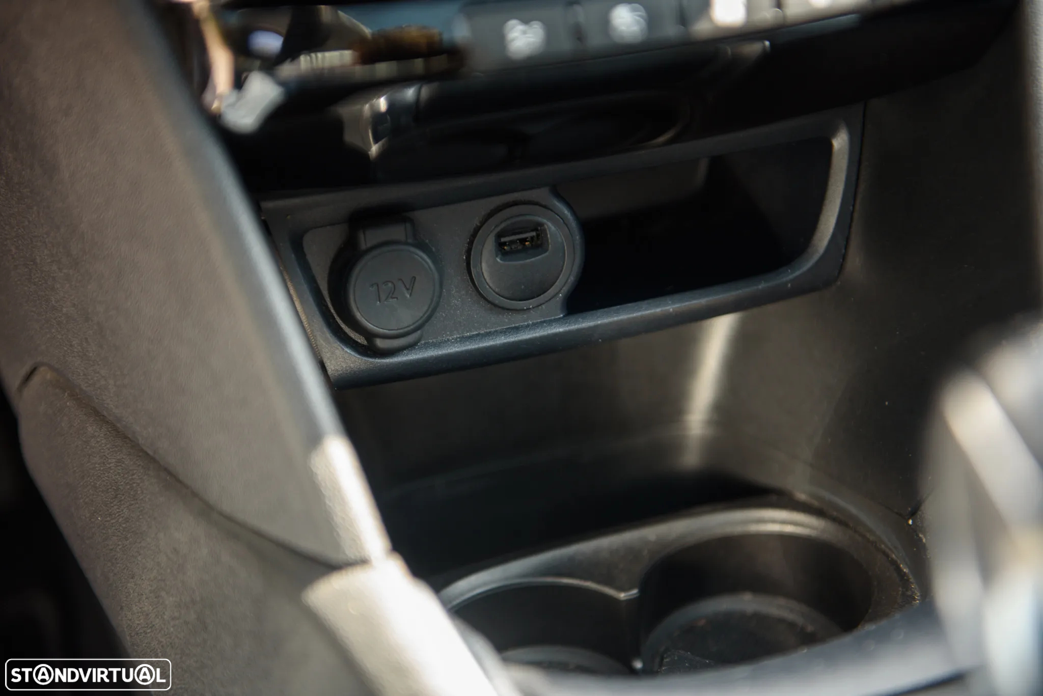 Peugeot 208 1.2 PureTech GT Line - 32