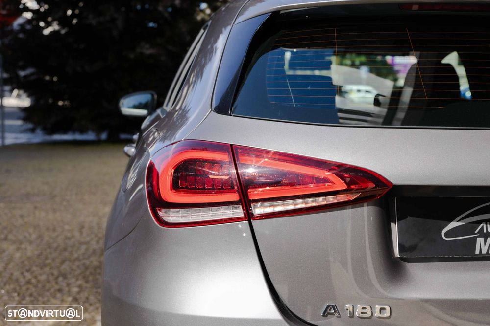 Mercedes-Benz A 180 - 22