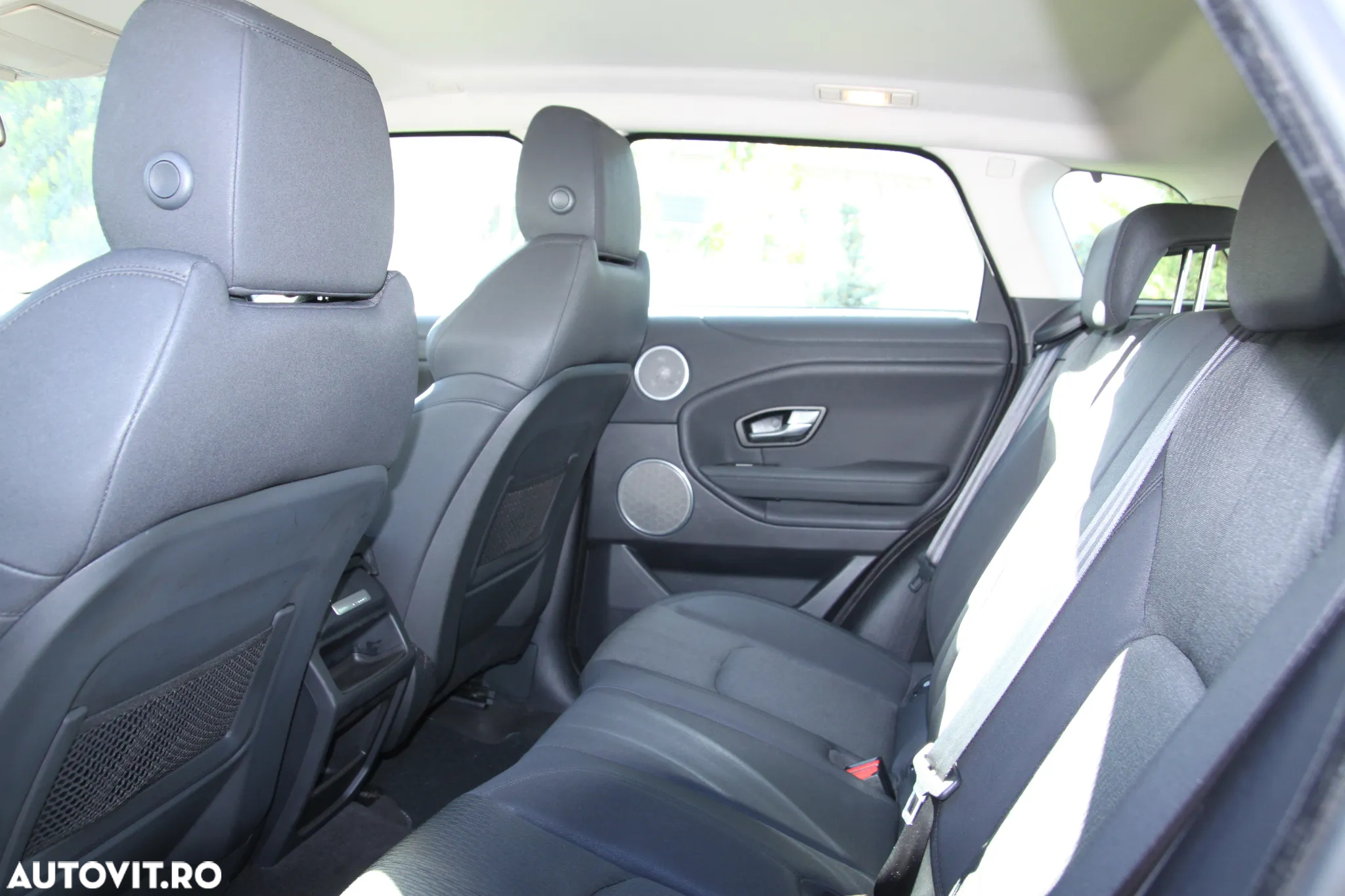 Land Rover Range Rover Evoque - 20