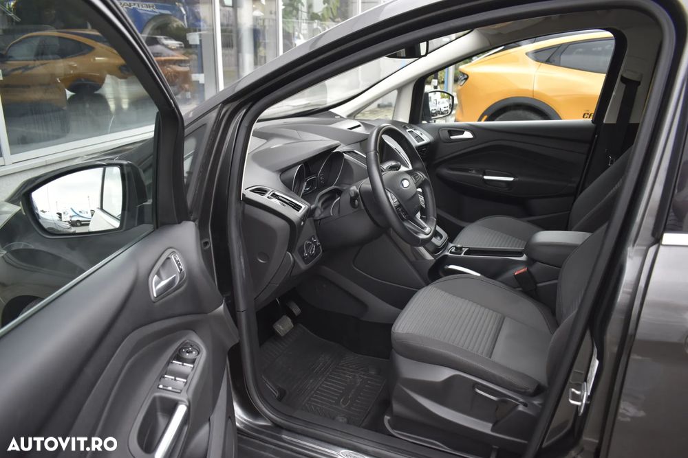 Ford Grand C-Max 2.0 TDCi Powershift Titanium - 33