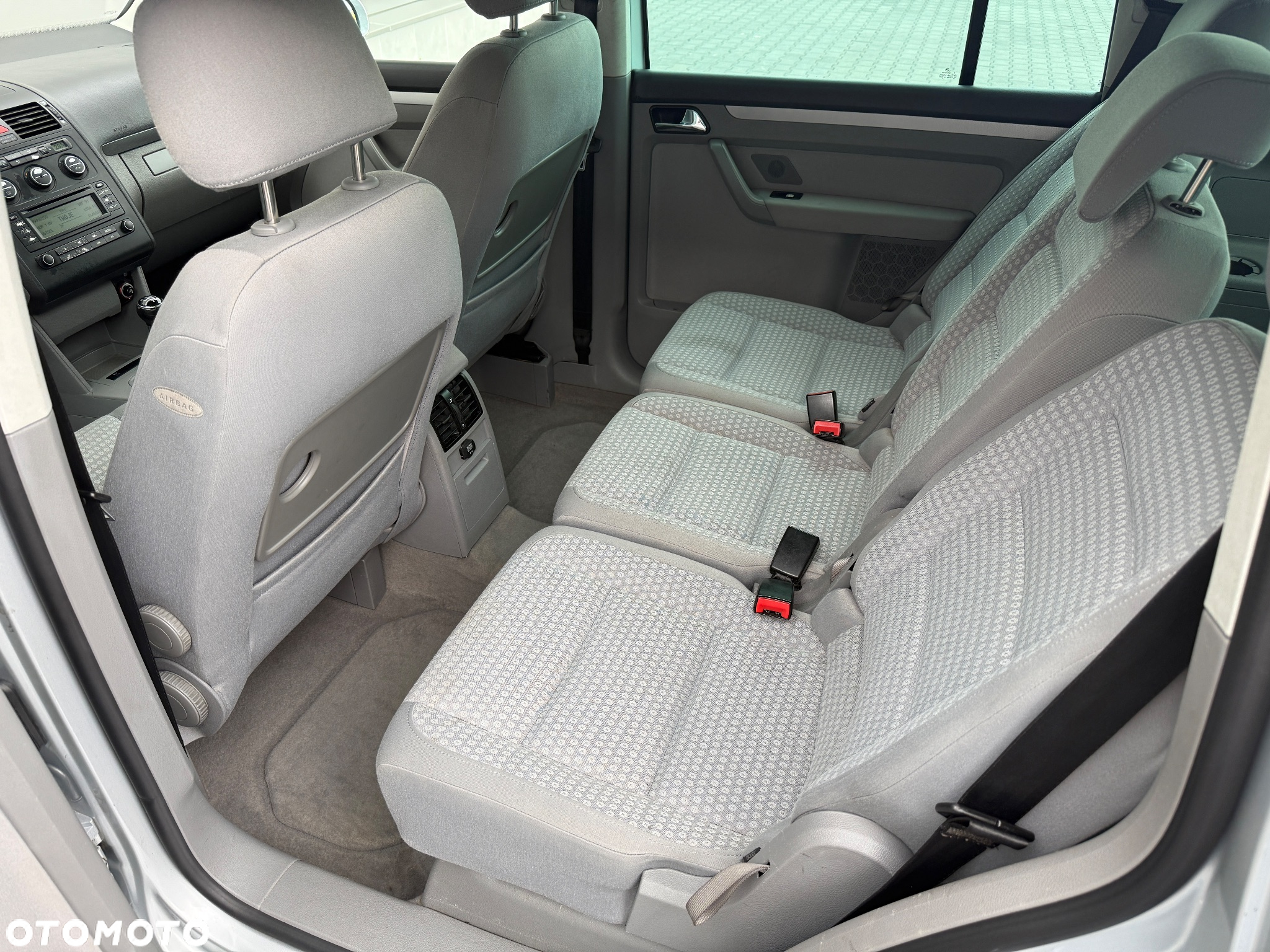 Volkswagen Touran - 15
