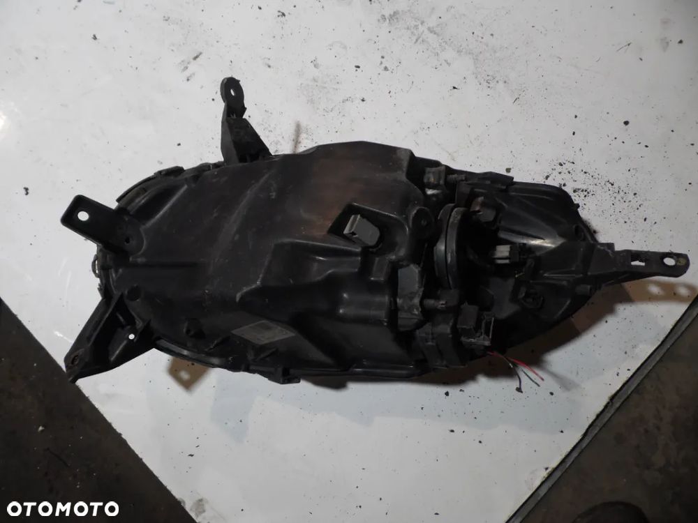Lampa przednia lewa Nissan Micra K12 Europa - 6