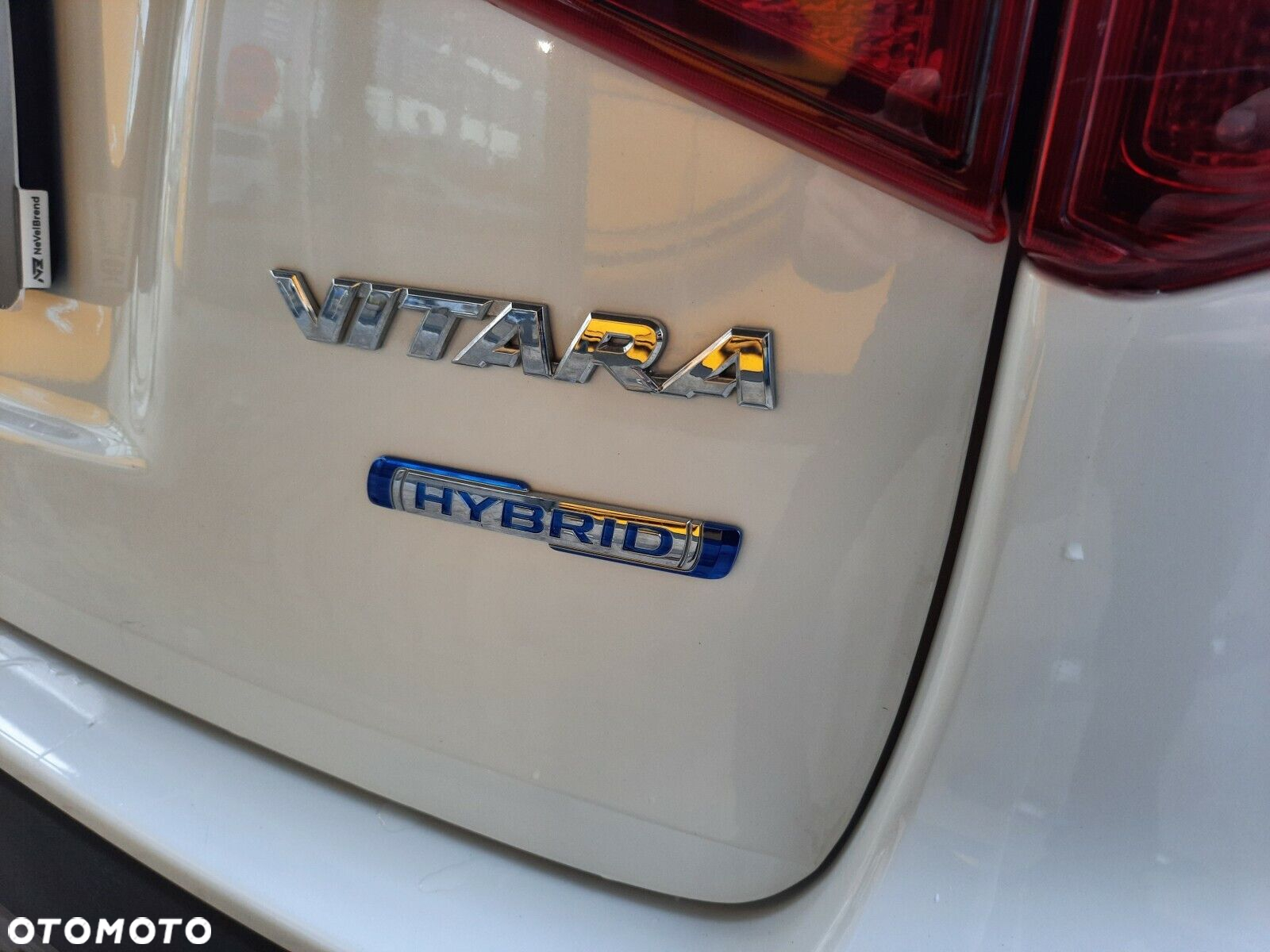 Suzuki Vitara 1.4 Boosterjet mHEV Premium 2WD - 24