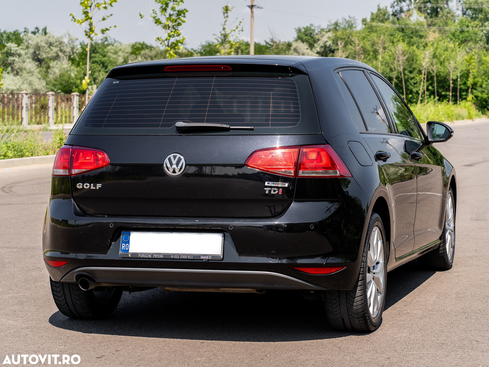 Volkswagen Golf 1.6 TDI DPF BMT DSG Comfortline - 19