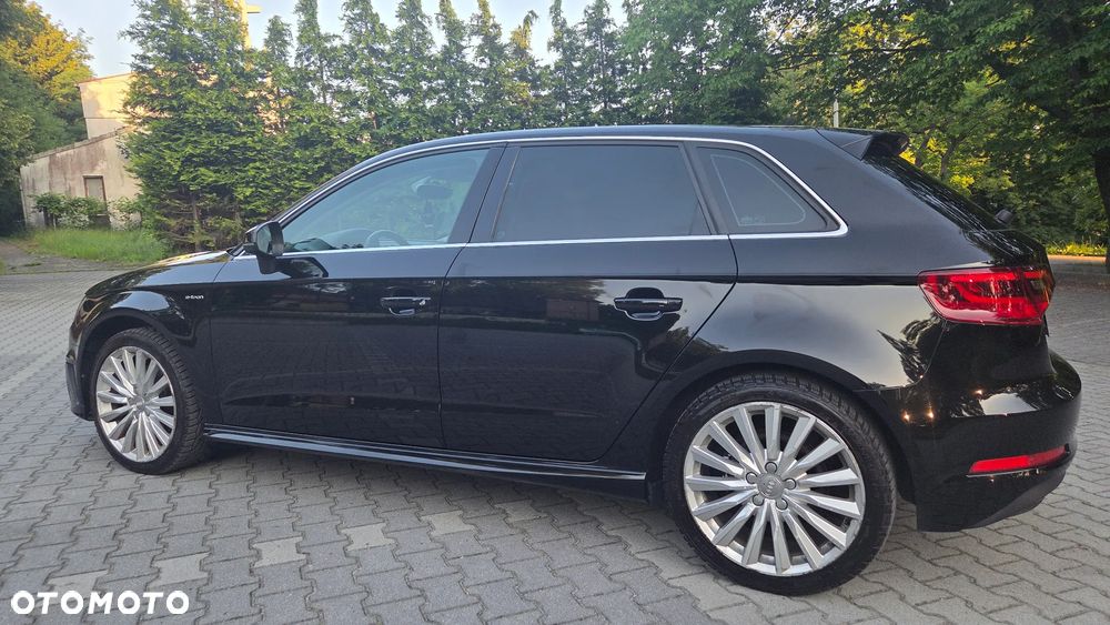 Audi A3 Sportback - 15