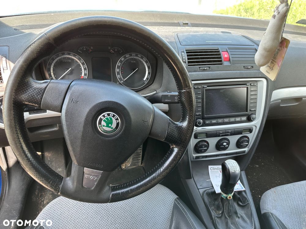 Skoda Octavia 2.0 TFSI RS - 5