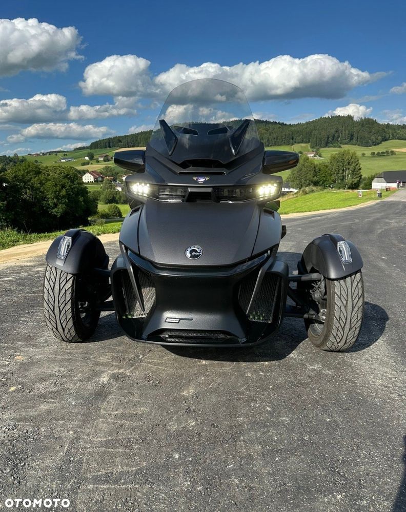 Can-Am Spyder - 6