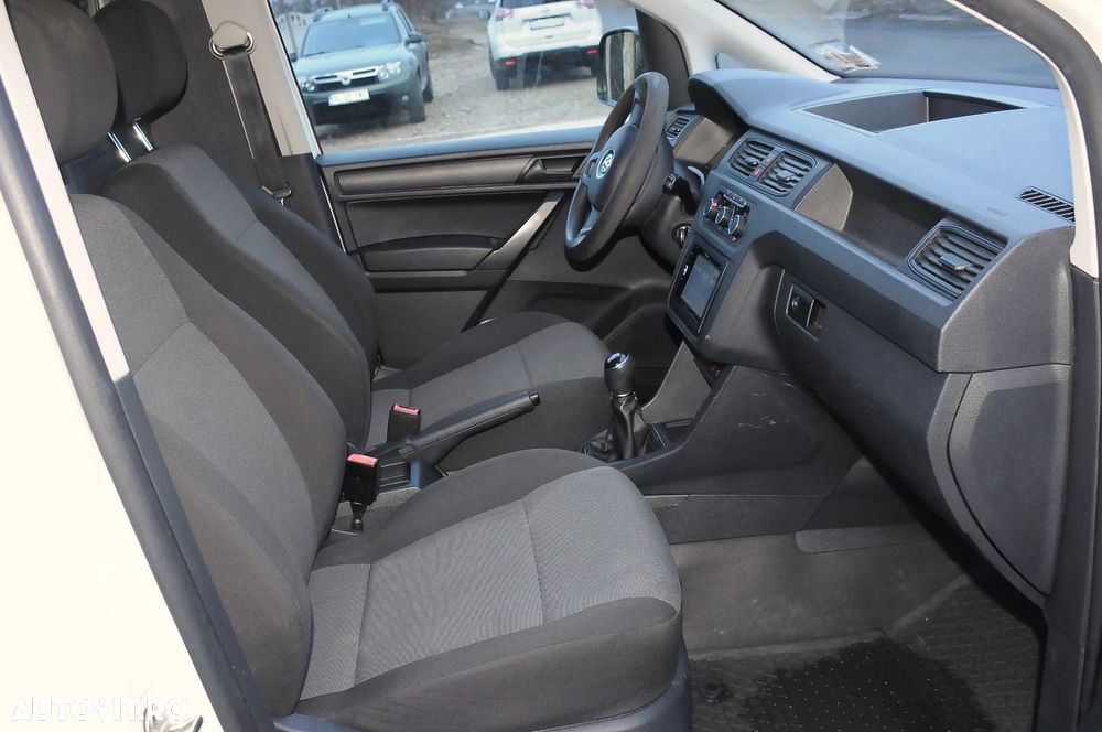 Volkswagen Caddy - 12