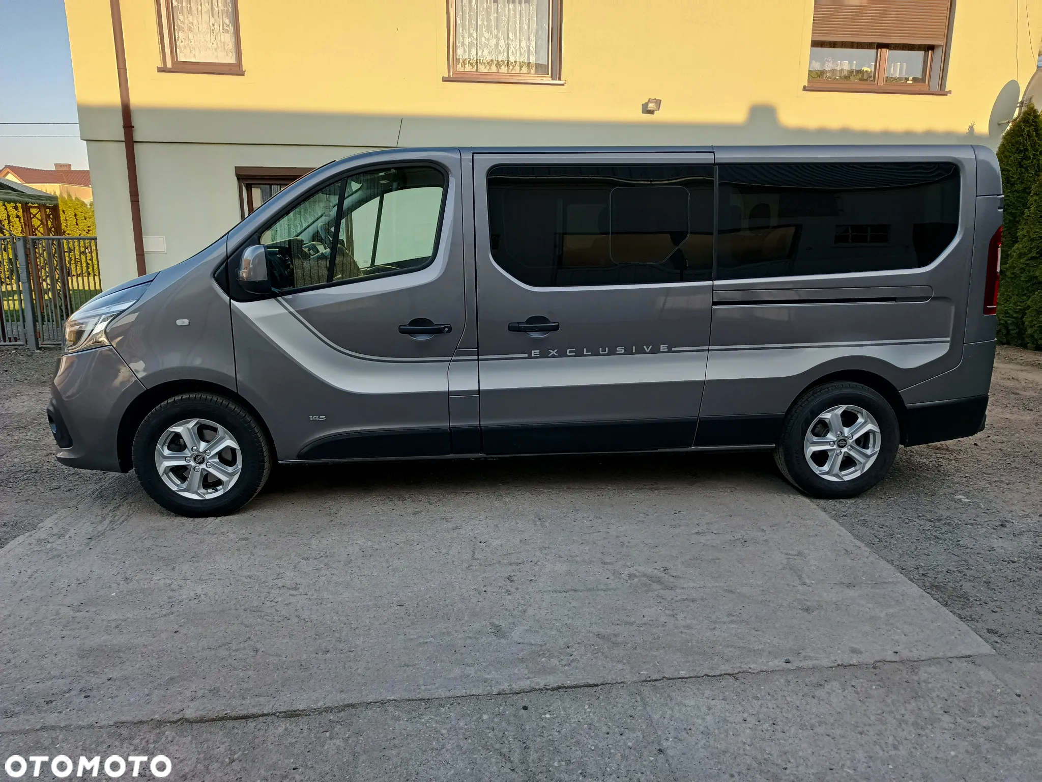 Nissan NV300 - 2
