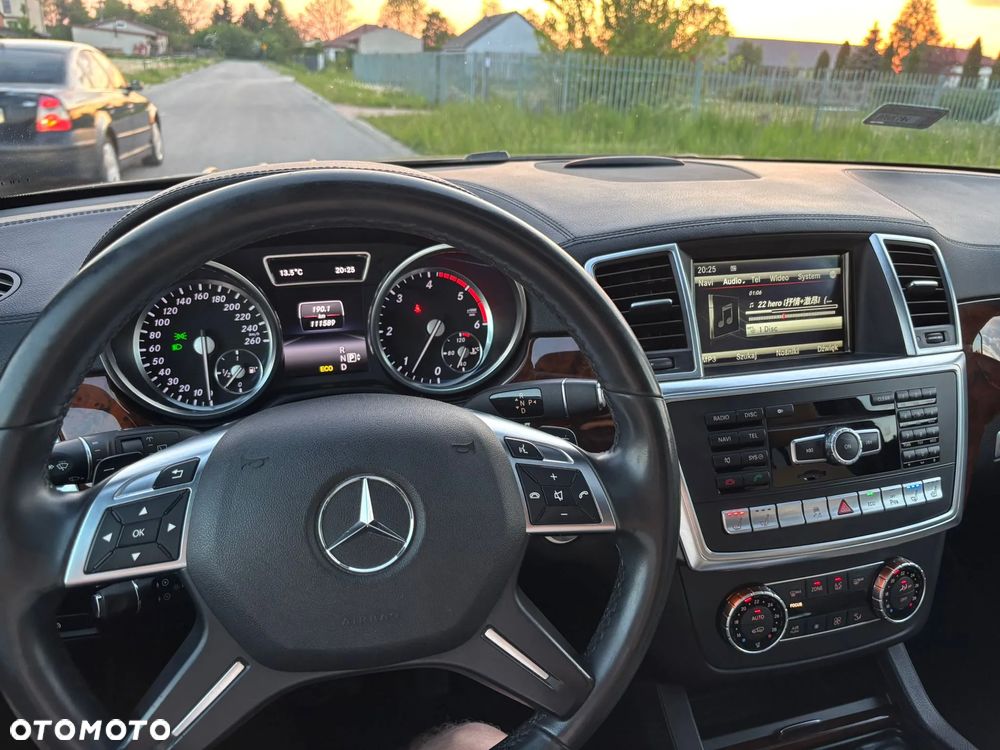 Mercedes-Benz GL 350 BlueTEC 4-Matic - 9