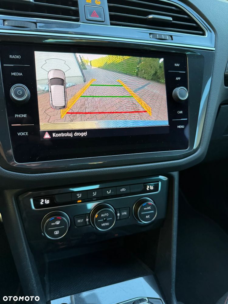 Volkswagen Tiguan - 13