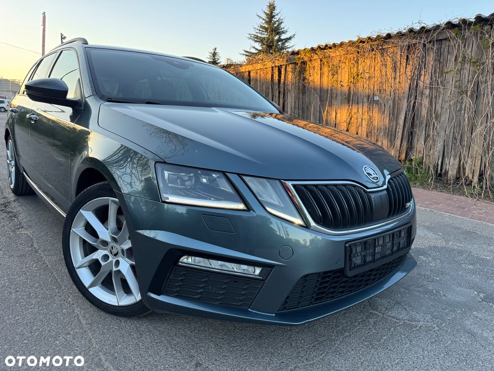 Skoda Octavia 2.0 TDI DSG RS - 2