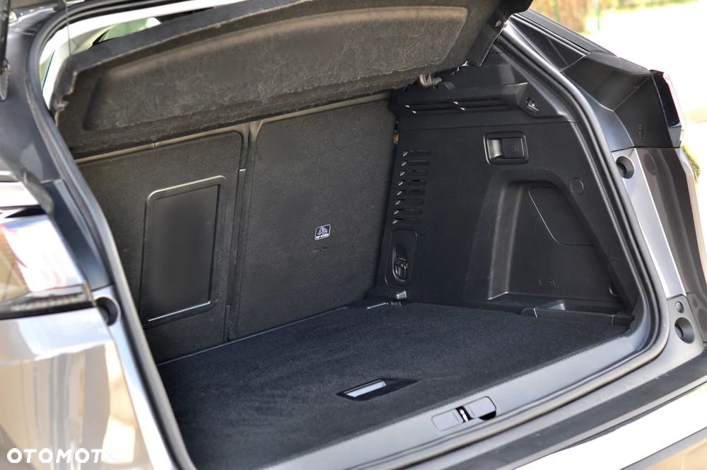 Peugeot 3008 BlueHDi 130 Stop & Start EAT8 Allure Business-Paket - 38