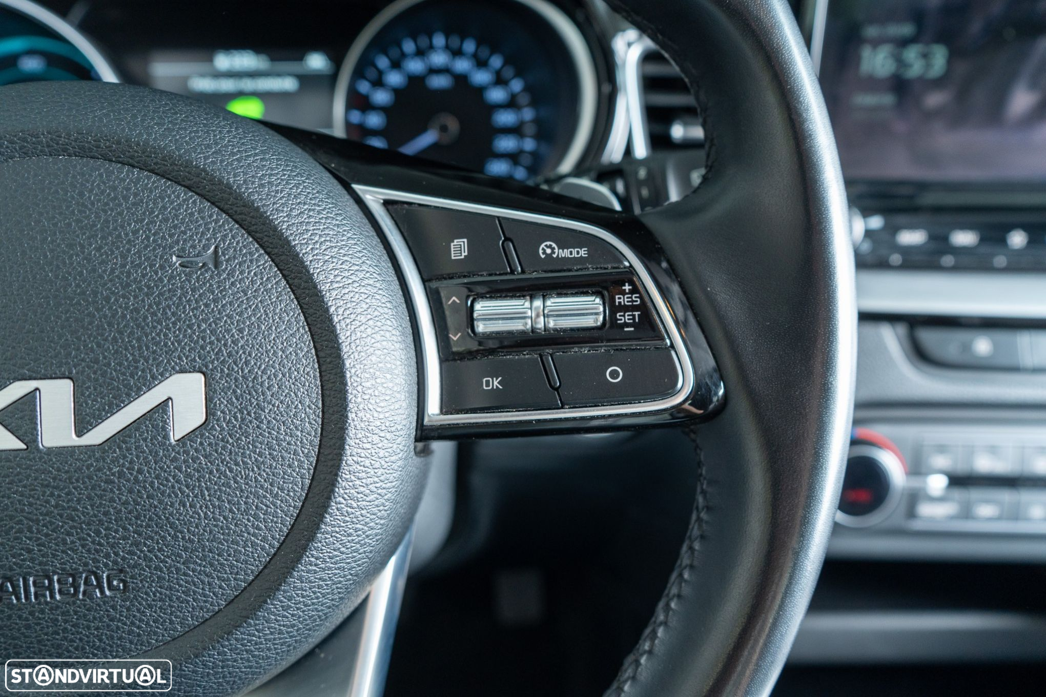 Kia XCeed - 12