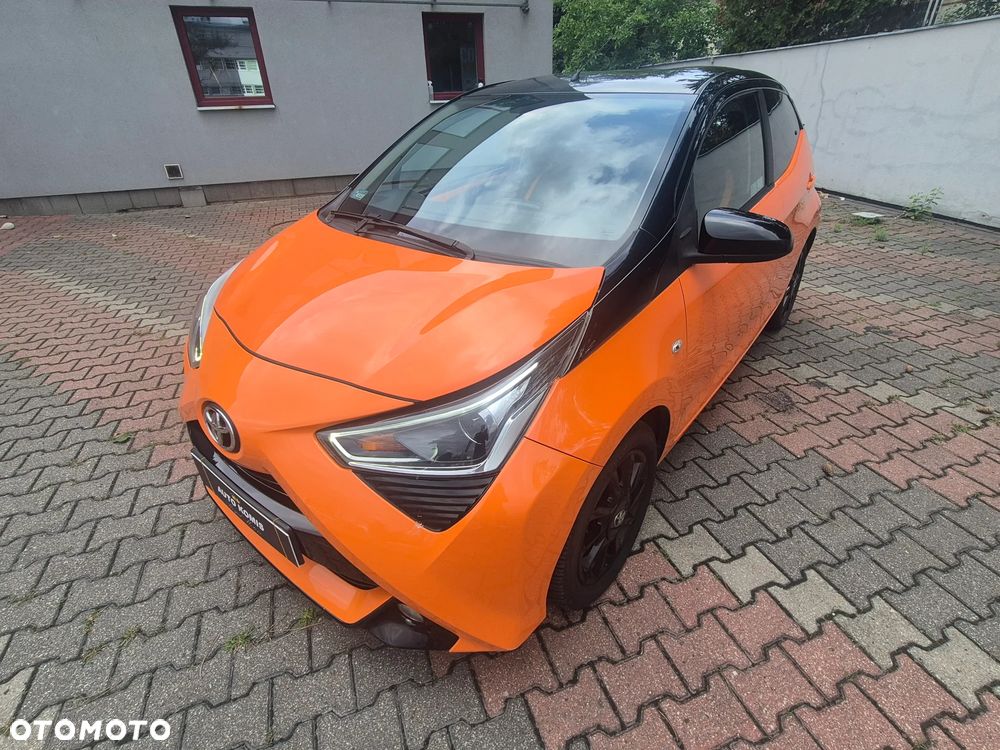 Toyota Aygo 1.0 VVT-i Black Edition - 1
