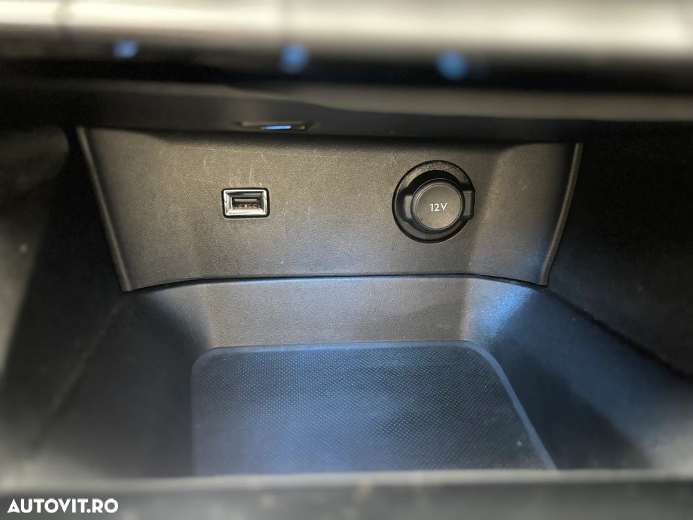 Peugeot 3008 BlueHDi 130 Stop & Start EAT8 Allure - 33