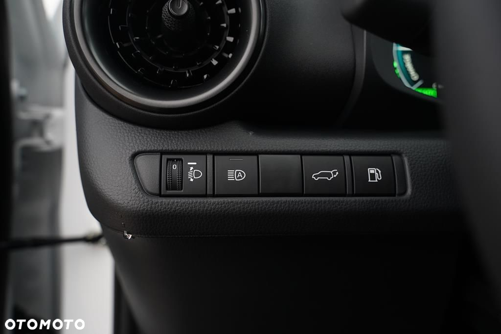Toyota C-HR 2.0 Hybrid Dynamic Force Executive - 16