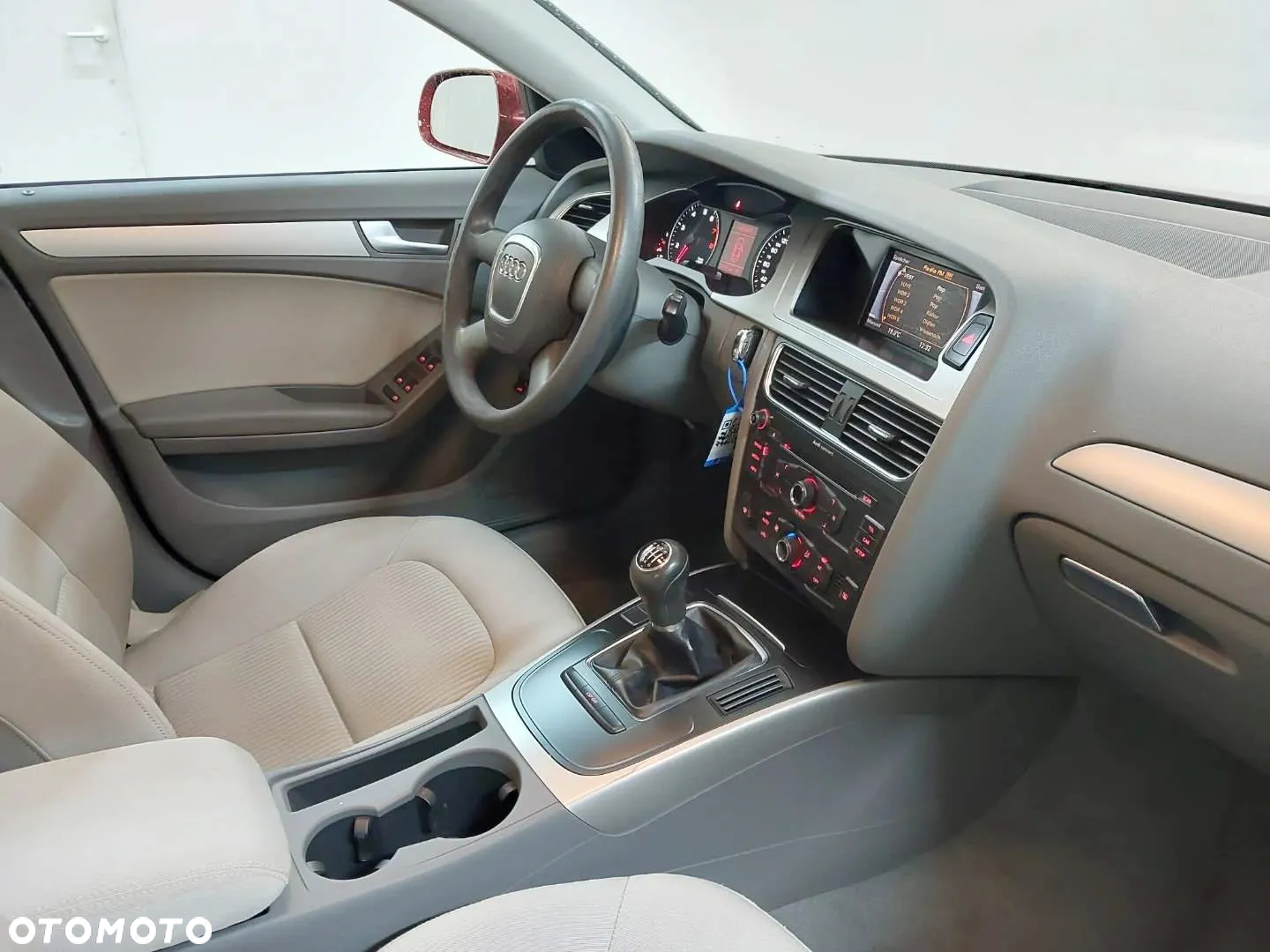 Audi A4 1.8 TFSI Attraction - 12