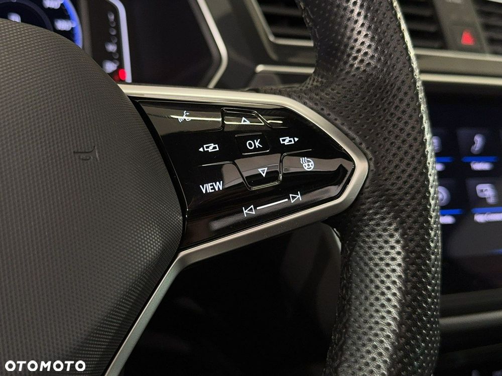 Volkswagen Tiguan - 22