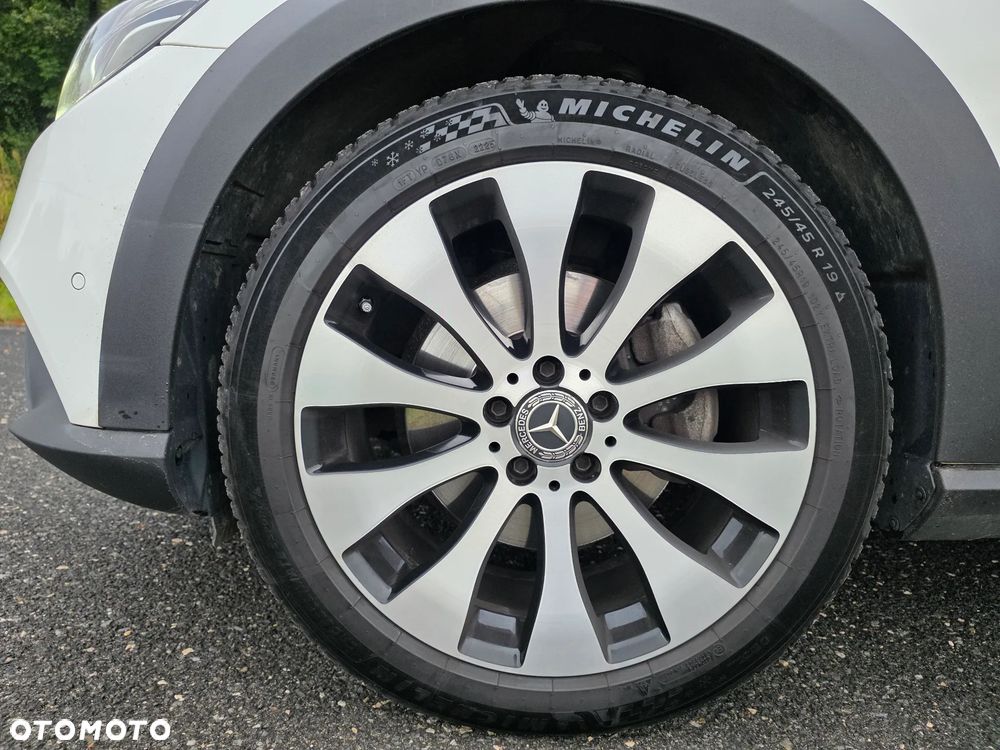 Mercedes-Benz Klasa E 220 d 4-Matic All-Terrain - 10
