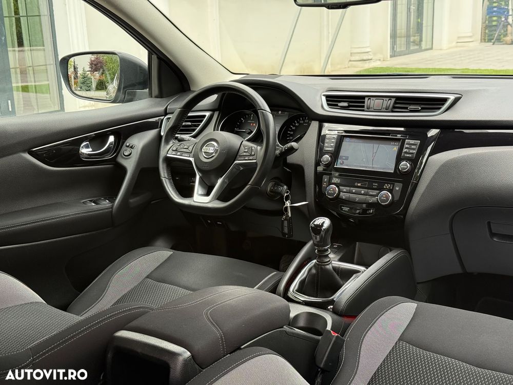 Nissan Qashqai 1.5 DCI N-Connecta - 10