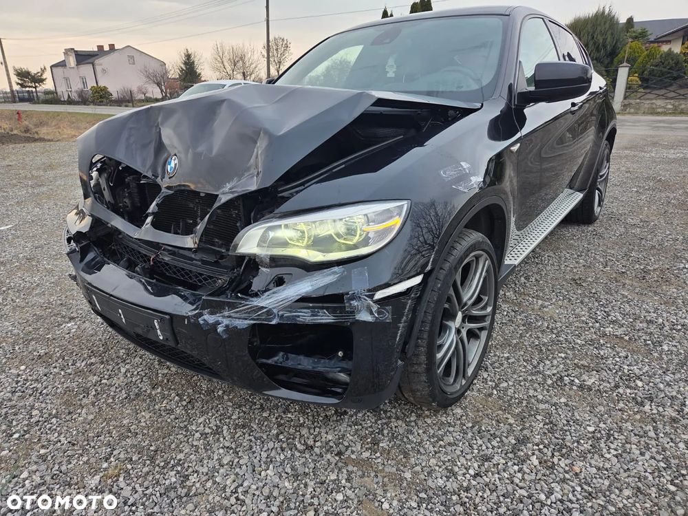 BMW X6 - 14