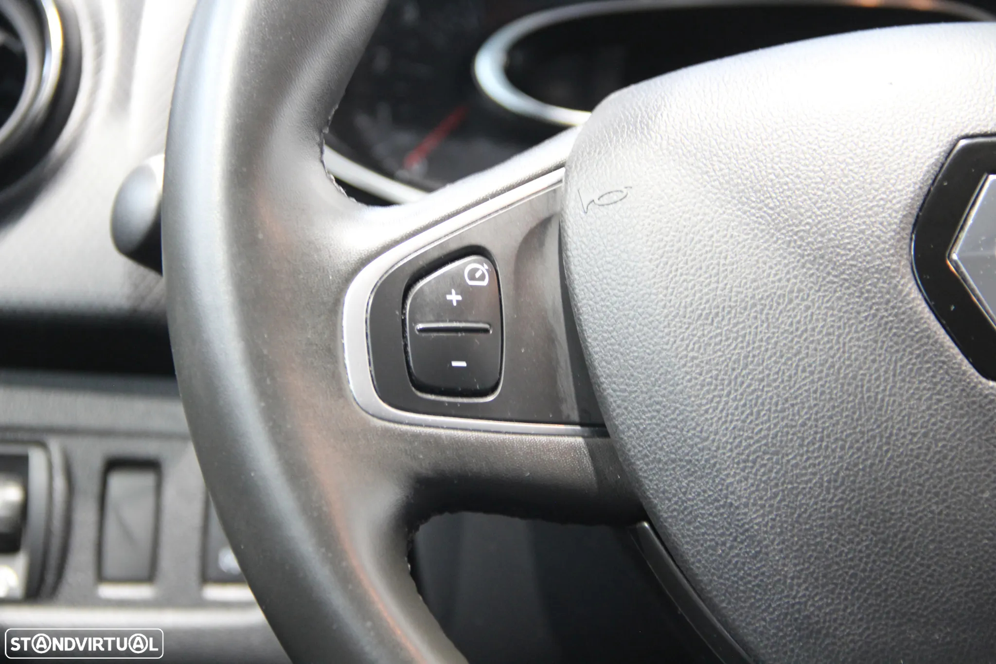 Renault Clio Sport Tourer 1.5 dCi Limited - 12