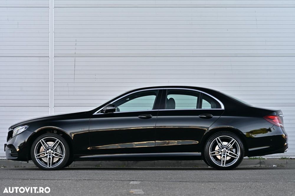 Mercedes-Benz E - 5
