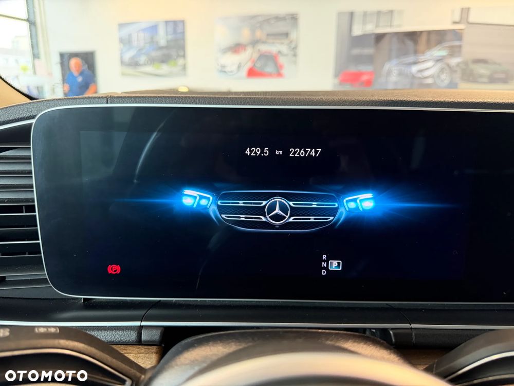 Mercedes-Benz GLE 350 d 4Matic 9G-TRONIC AMG Line - 22