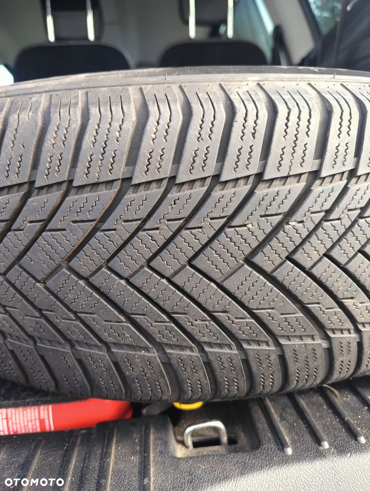 Ford Galaxy 2.2 TDCi DPF Titanium - 10