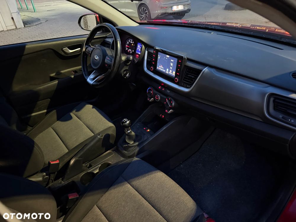 Kia Stonic 1.2 L - 9