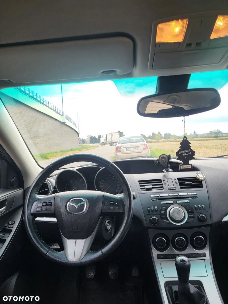 Mazda 3 - 15
