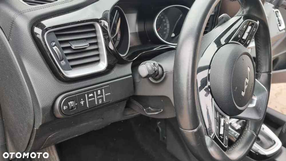 Kia Ceed 1.6 CRDi Eco-Dynamics+ (48V Mild-Hybrid) DCT7 GT Line - 39