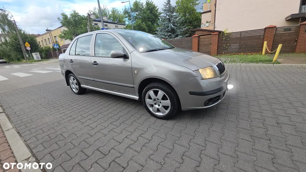 Skoda Fabia - 3
