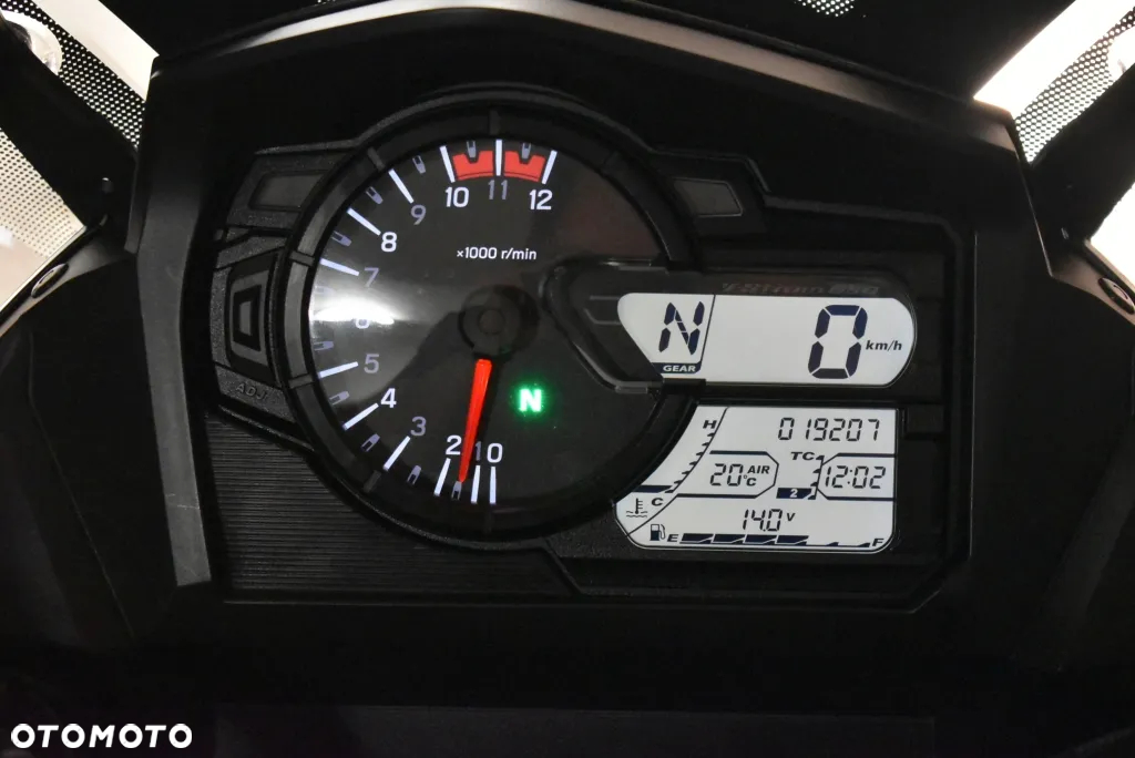 Suzuki DL - 39