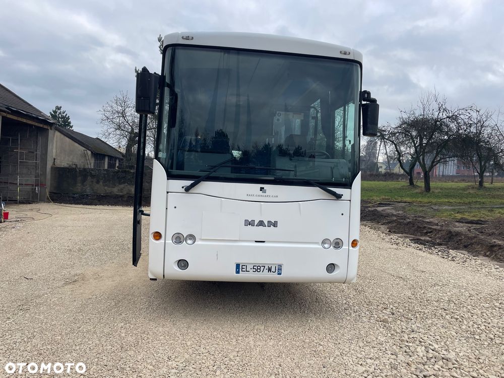 MAN A 51 SCOLER 3  NISKI PRZEBIEG STAN BDB MANUAL KLIMA - 3