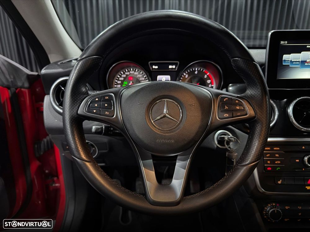 Mercedes-Benz CLA 180 d Shooting Brake Style - 15