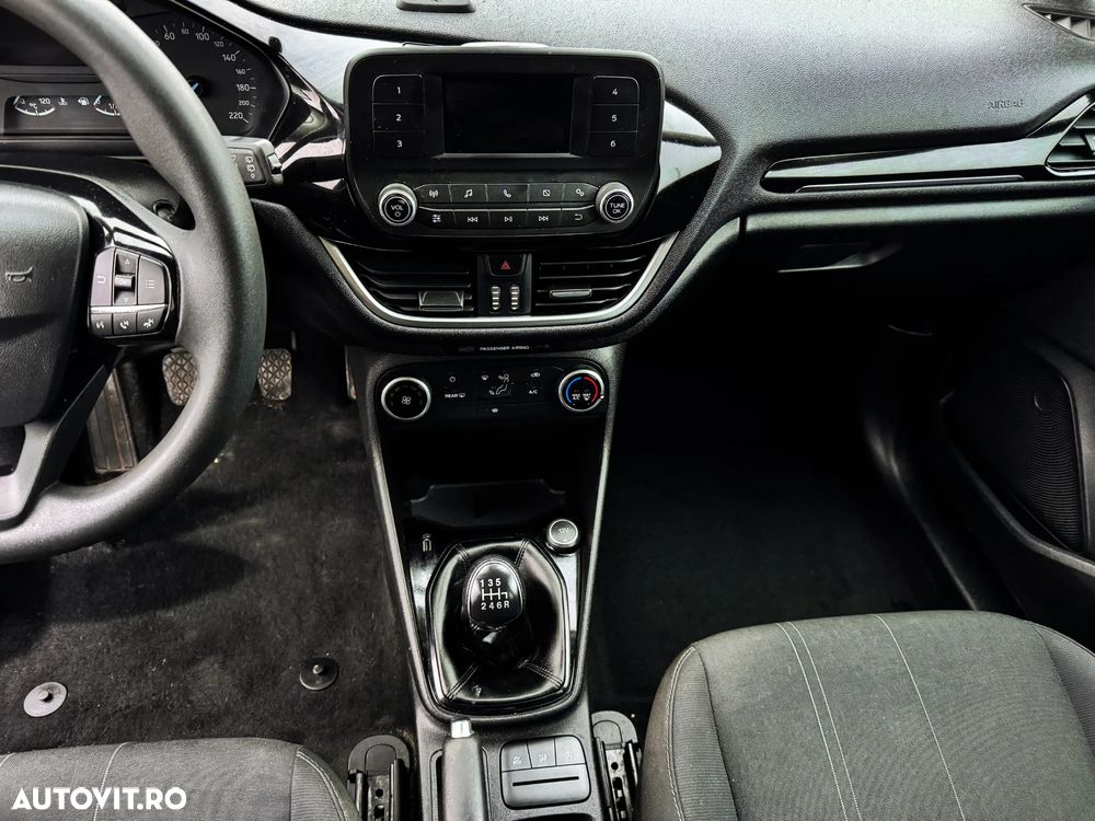 Ford Fiesta 1.0 EcoBoost Trend - 12