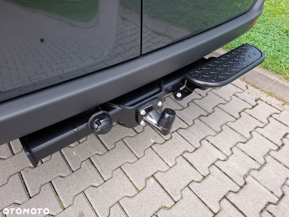 Mercedes-Benz Sprinter 319 CDI Furgon PRO 3665 mm L2H2 - 12