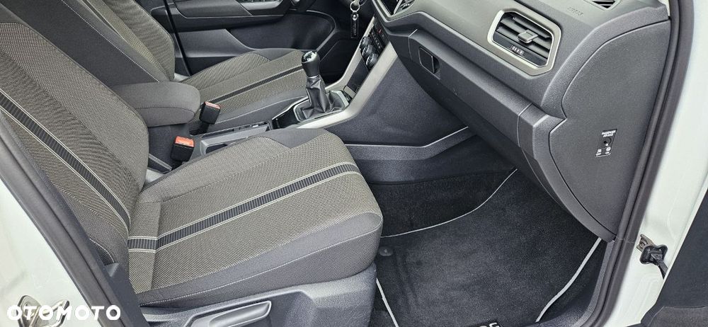 Volkswagen T-Roc 1.5 TSI GPF ACT Advance - 27