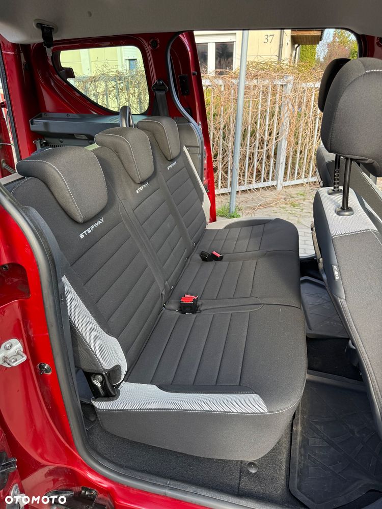 Dacia Dokker 1.3 TCe Stepway - 17