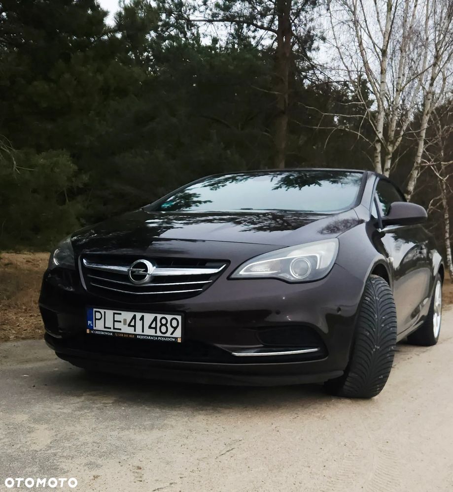 Opel Cascada - 1