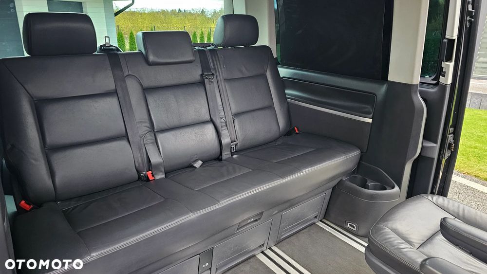 Volkswagen Multivan - 9