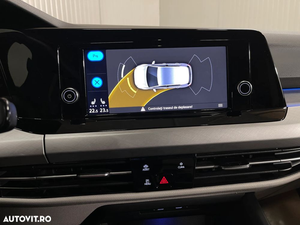 Volkswagen Golf 1.5 eTSI ACT DSG MHEV Life - 17