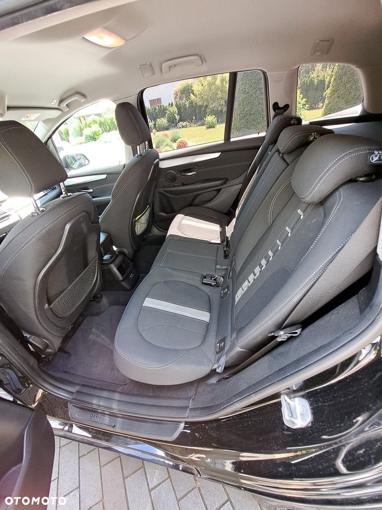 BMW Seria 2 216d GT Sport Line - 11