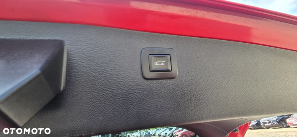 Opel Astra 1.4 Turbo Start/Stop 120 Jahre - 34