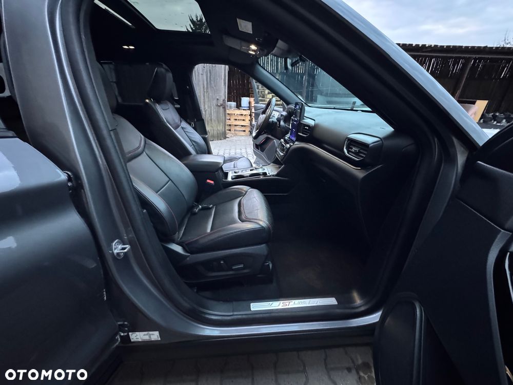 Ford Explorer - 6